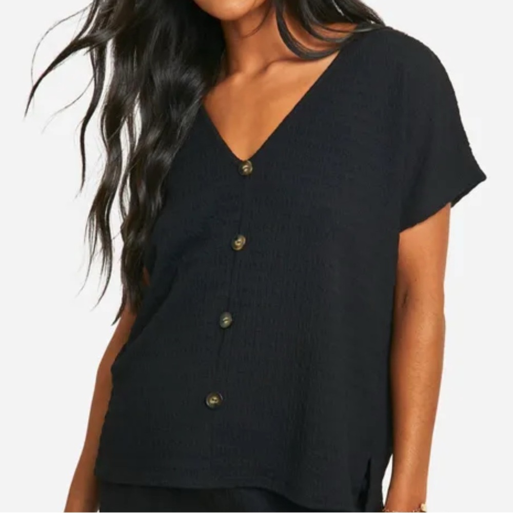201 Chic Black Button-Down Women's Top